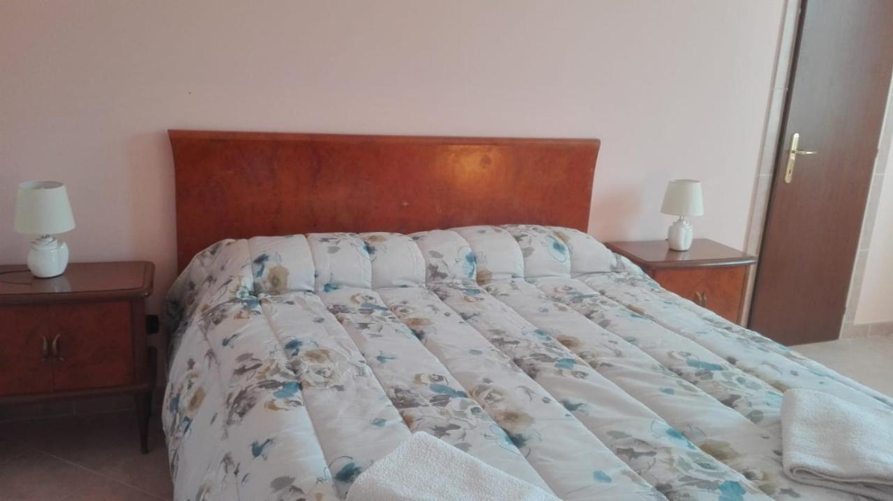 Dal Compare Bed & Breakfast San Pio delle Camere Exterior foto